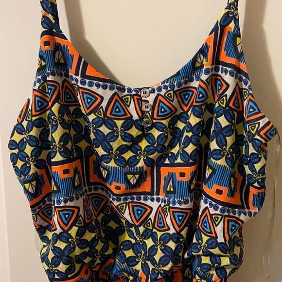 Love Reign Romper   - Picture 3 of 5